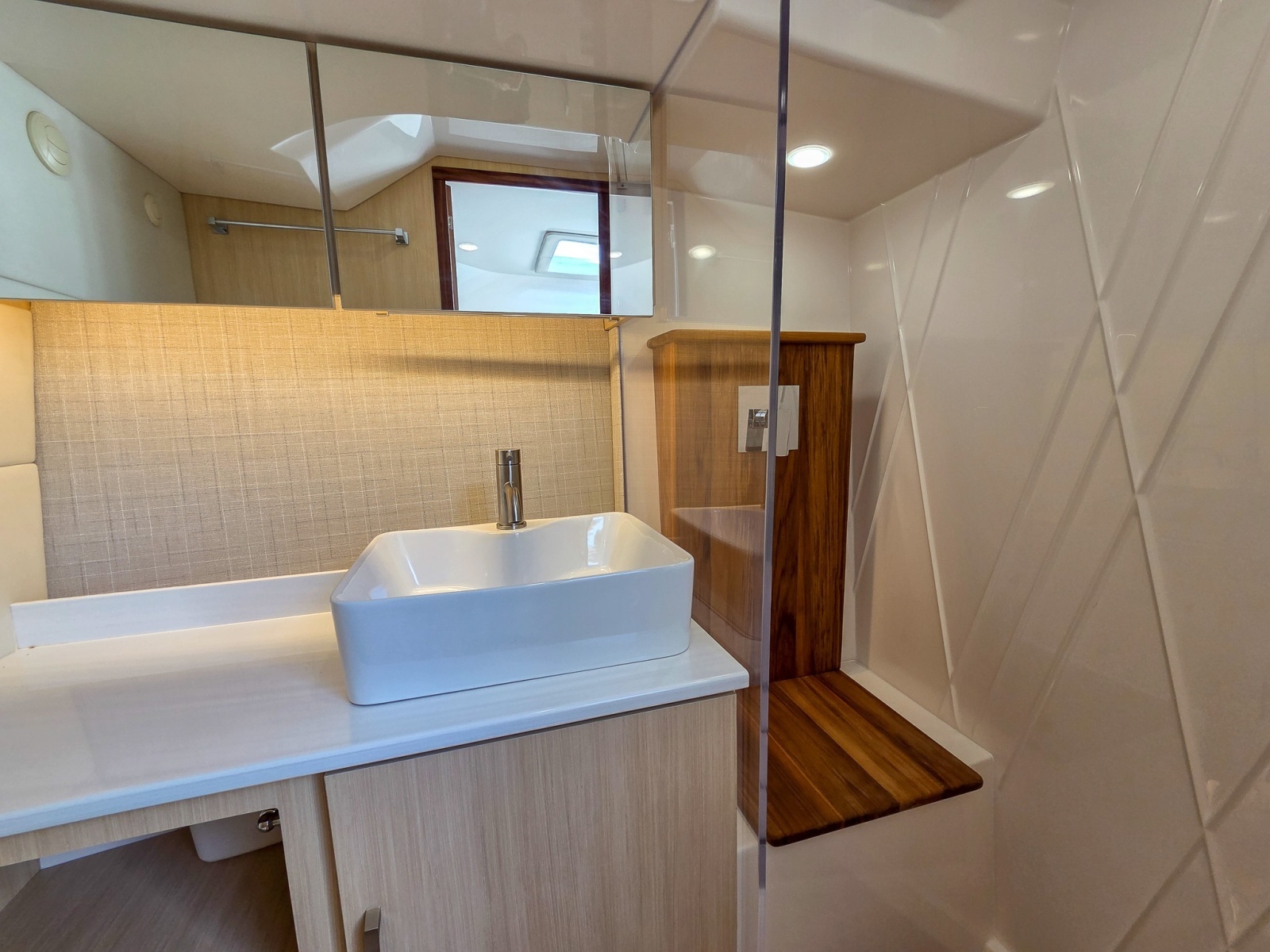 38ft Regal Yacht For Sale
