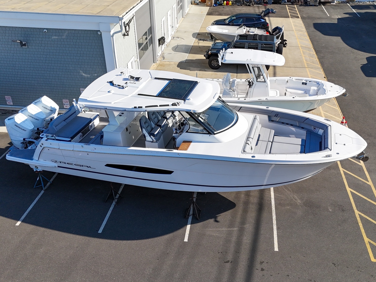 38ft Regal Yacht For Sale
