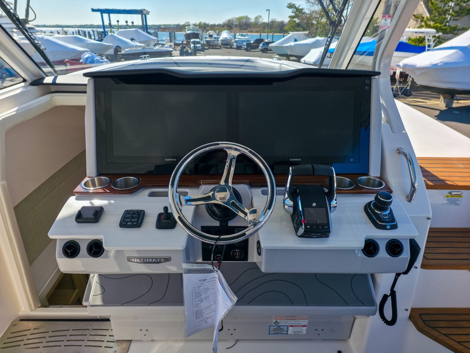 38ft Regal Yacht For Sale