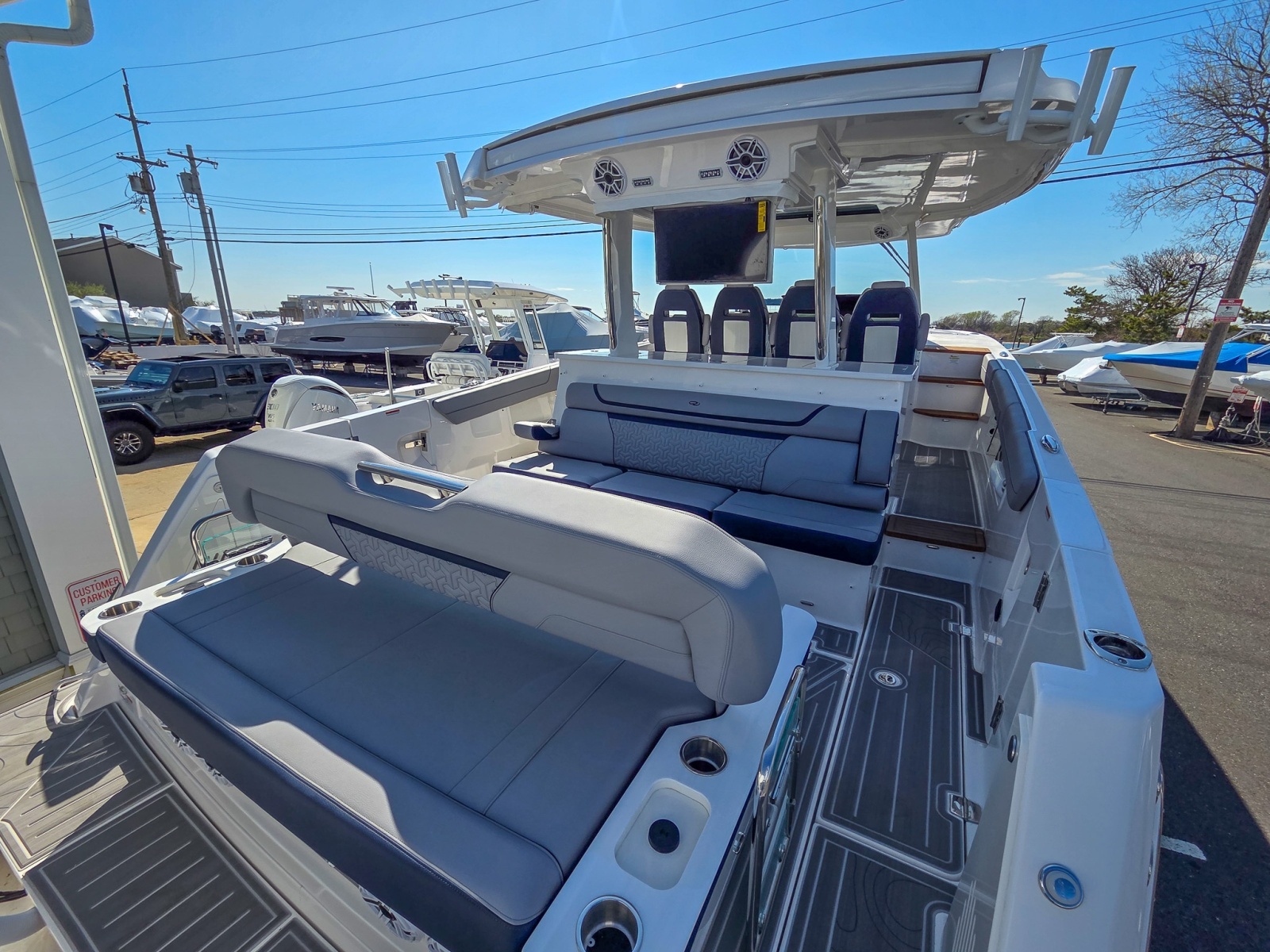 38ft Regal Yacht For Sale