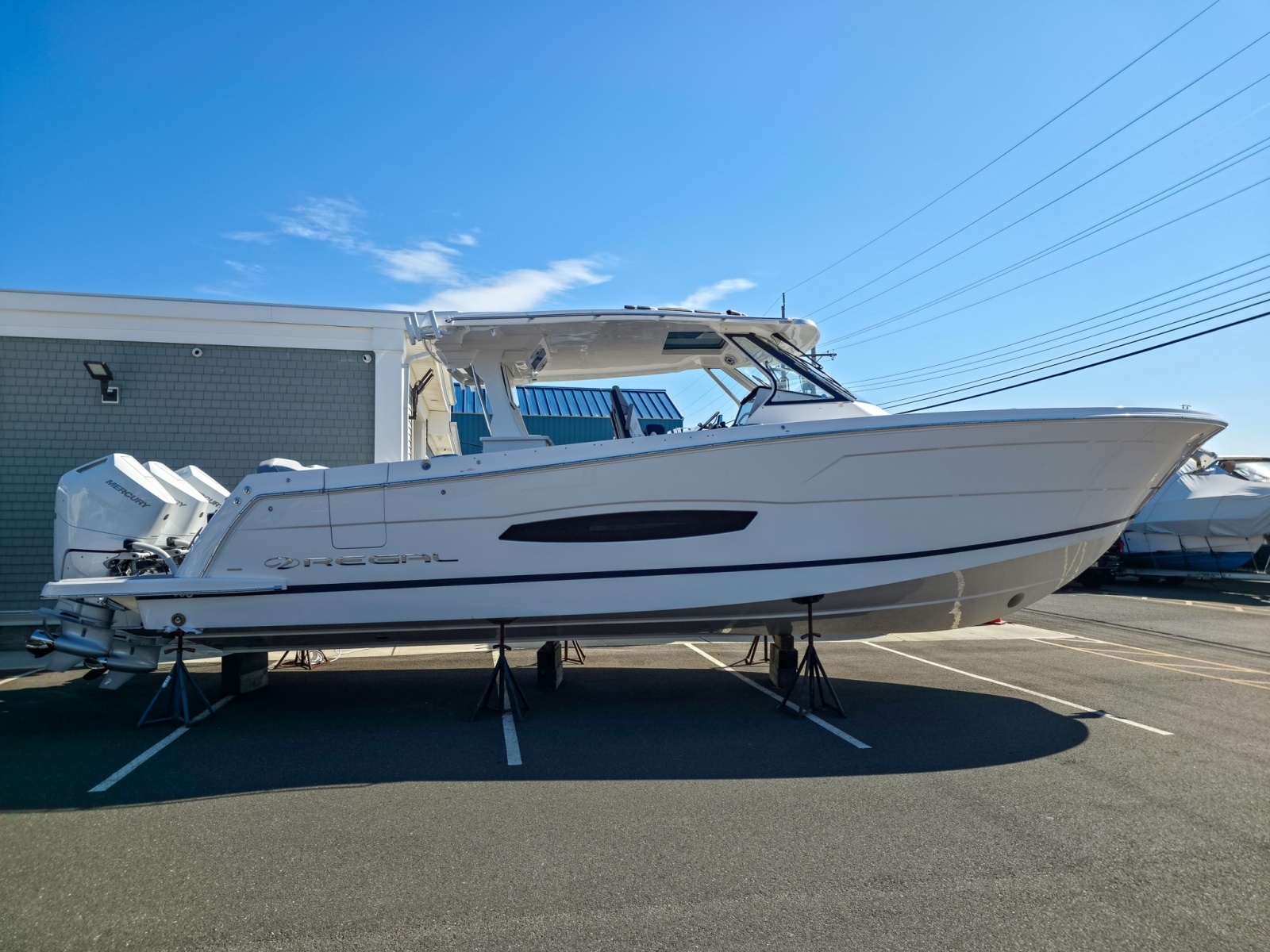 38ft Regal Yacht For Sale