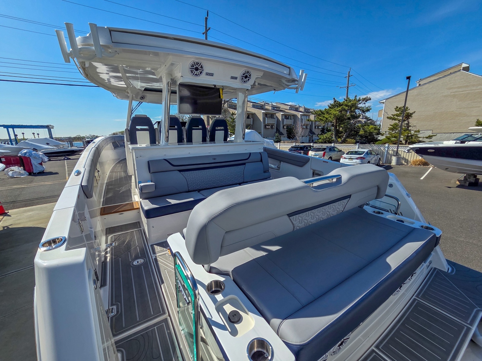 38ft Regal Yacht For Sale