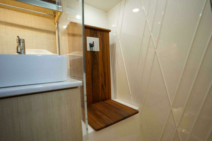 38ft Regal Yacht For Sale