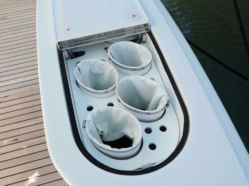 2017 Viking 52 Convertible 