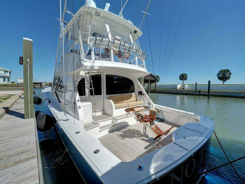 2017 Viking 52 Convertible 