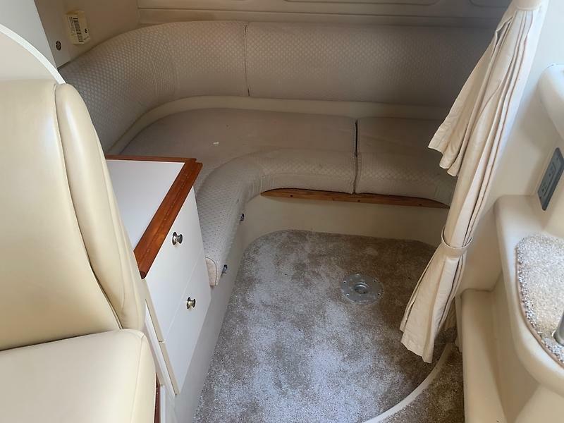 2003 Cruisers Yachts 3372 Express — 0005589864