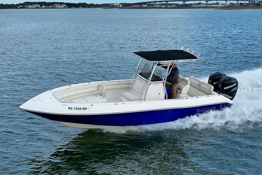 27' 2012 Blackwood 27