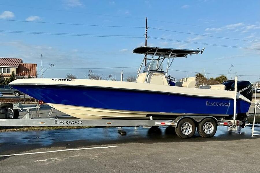 27' 2012 Blackwood 27