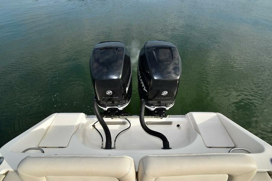 27' 2012 Blackwood 27