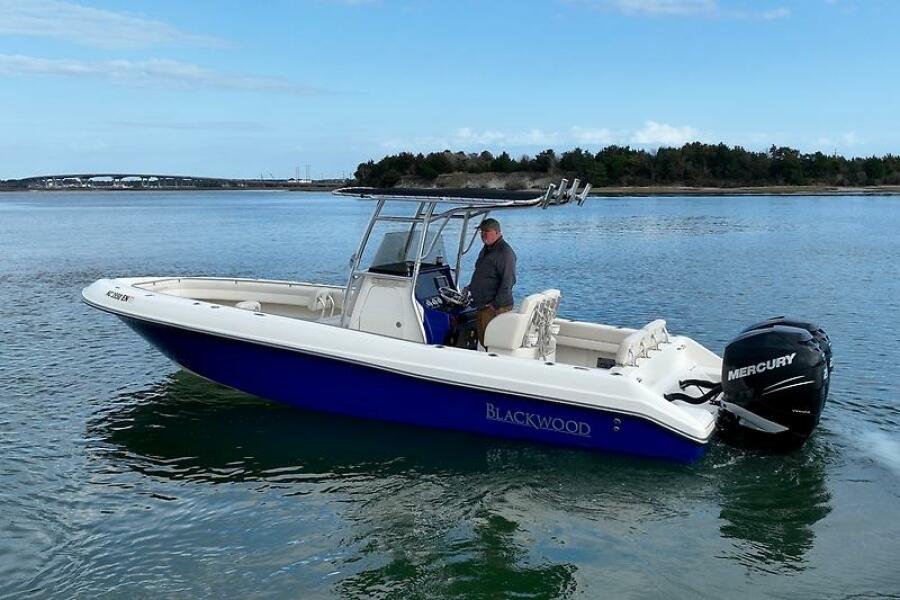 27' 2012 Blackwood 27