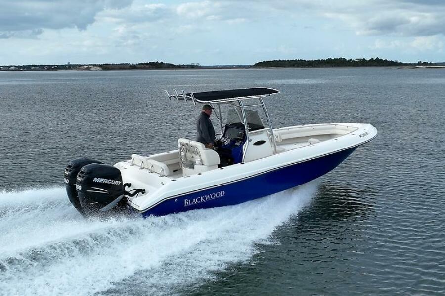 27' 2012 Blackwood 27