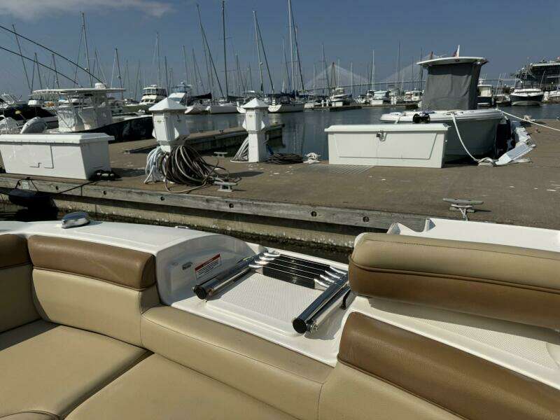 27ft Sea Ray Yacht For Sale