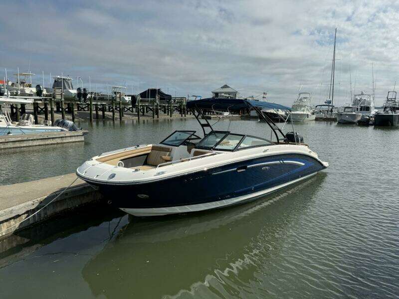 27ft Sea Ray Yacht For Sale