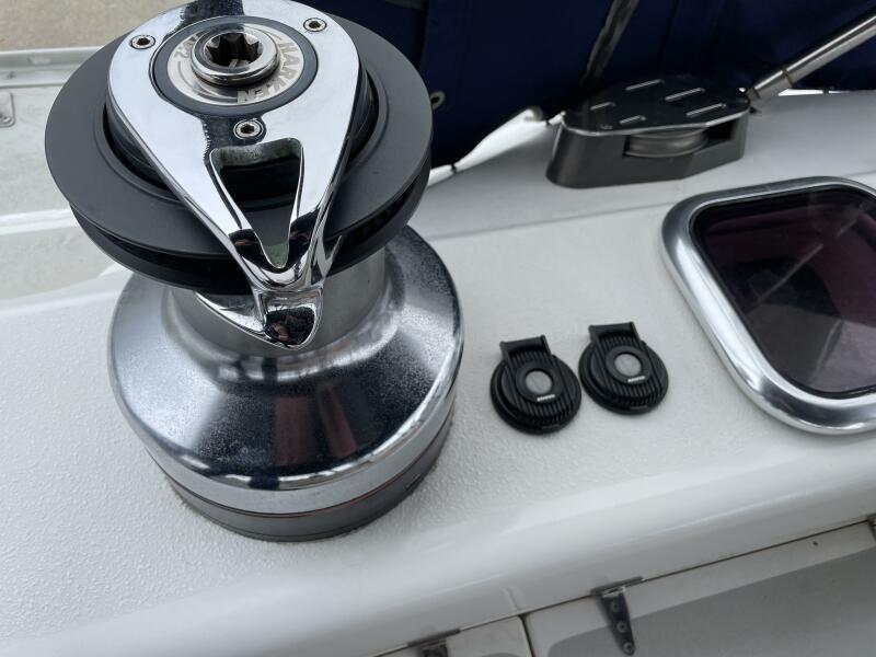 47' 2005 Catalina 470