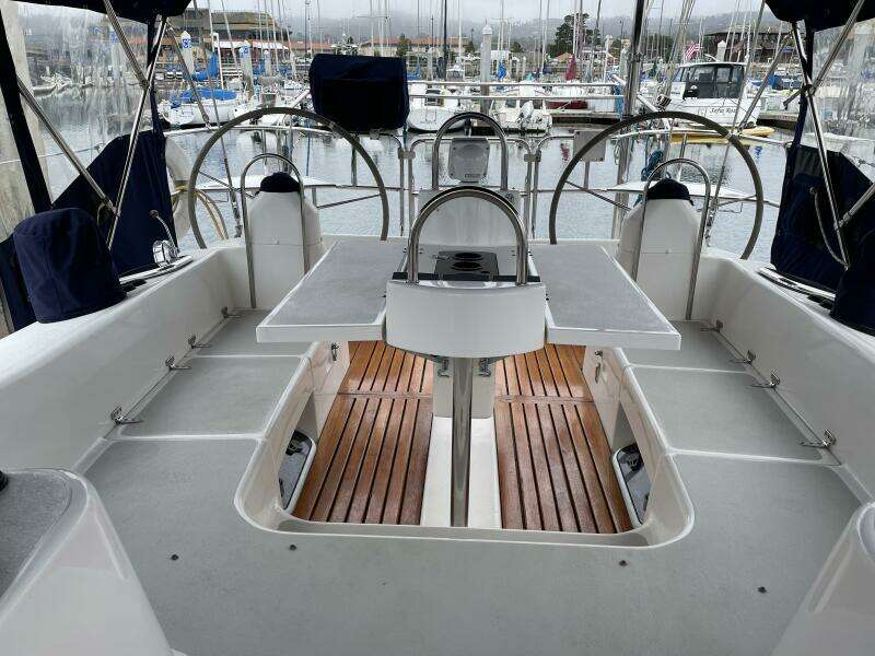 Hale Moana 47ft Catalina Yacht For Sale
