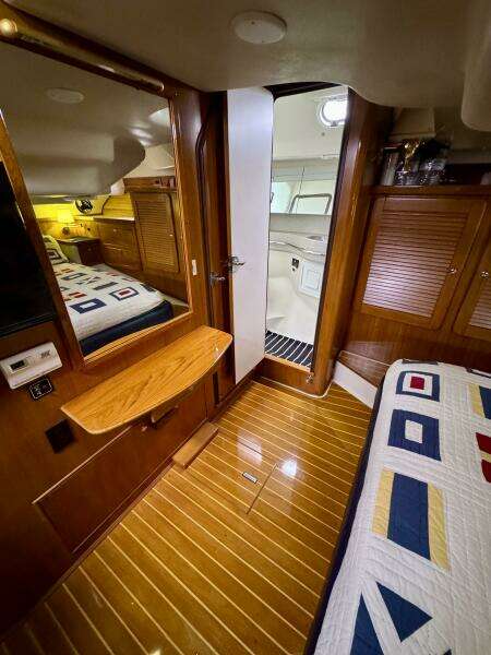 Hale Moana 47ft Catalina Yacht For Sale