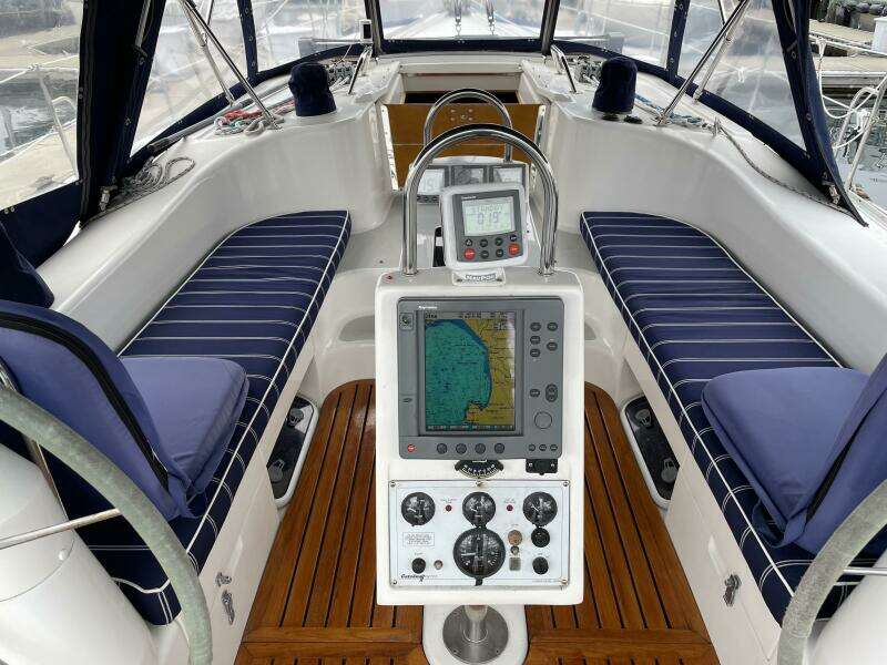 Hale Moana 47ft Catalina Yacht For Sale