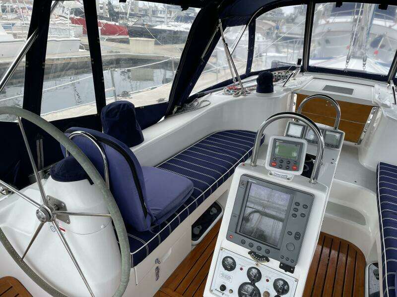 Hale Moana 47ft Catalina Yacht For Sale