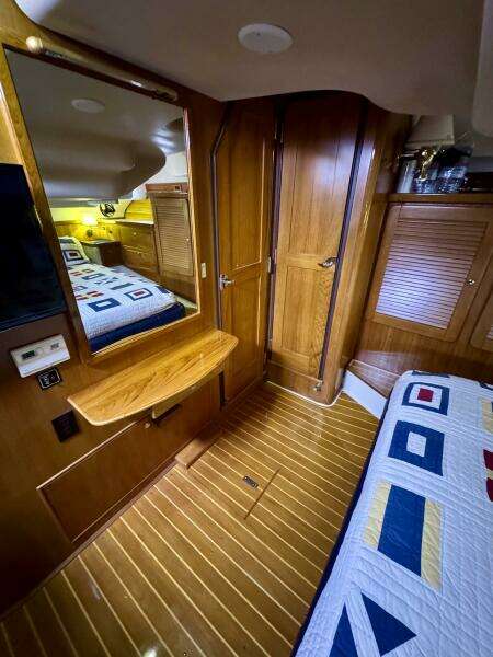 Hale Moana 47ft Catalina Yacht For Sale