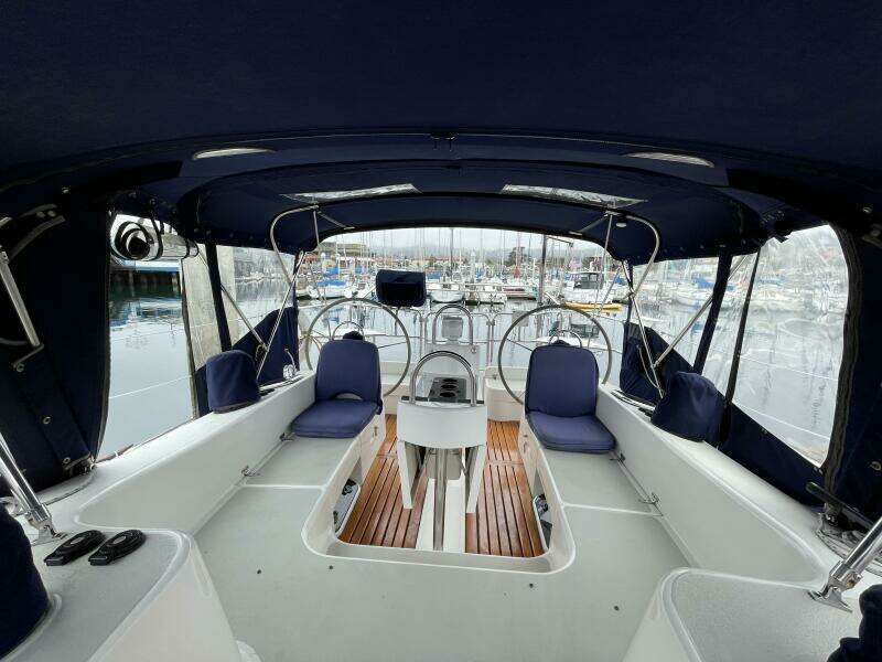 Hale Moana 47ft Catalina Yacht For Sale