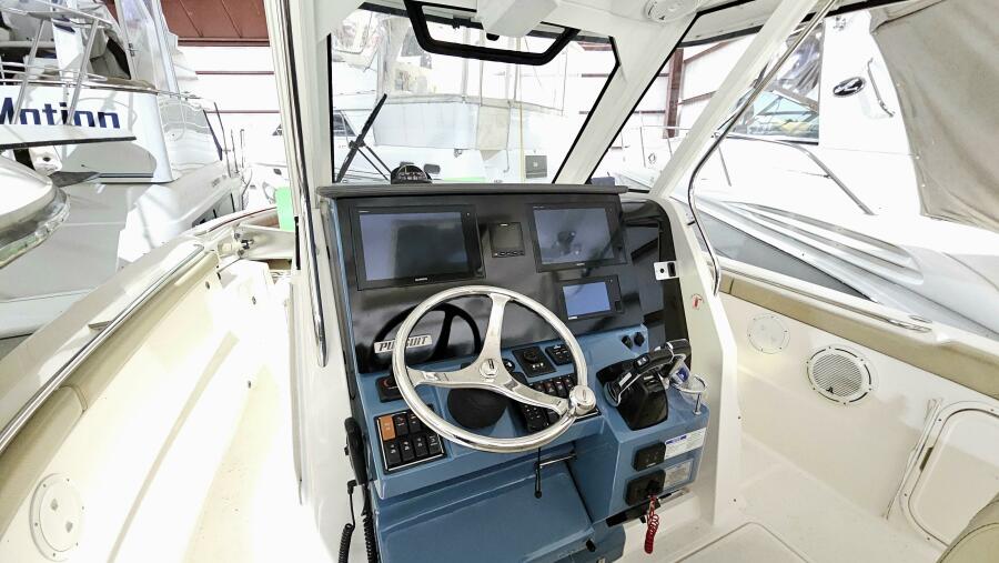 32' 2018 Pursuit 328 Sport