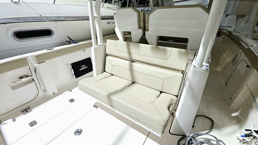 32' 2018 Pursuit 328 Sport