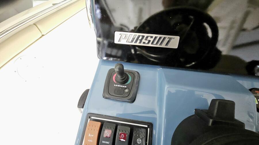 32' 2018 Pursuit 328 Sport