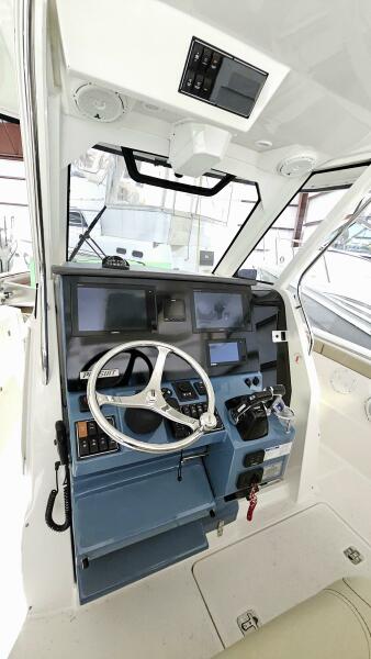 32' 2018 Pursuit 328 Sport