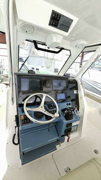 32ft Pursuit Yacht For Sale