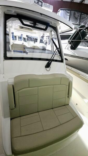 32' 2018 Pursuit 328 Sport