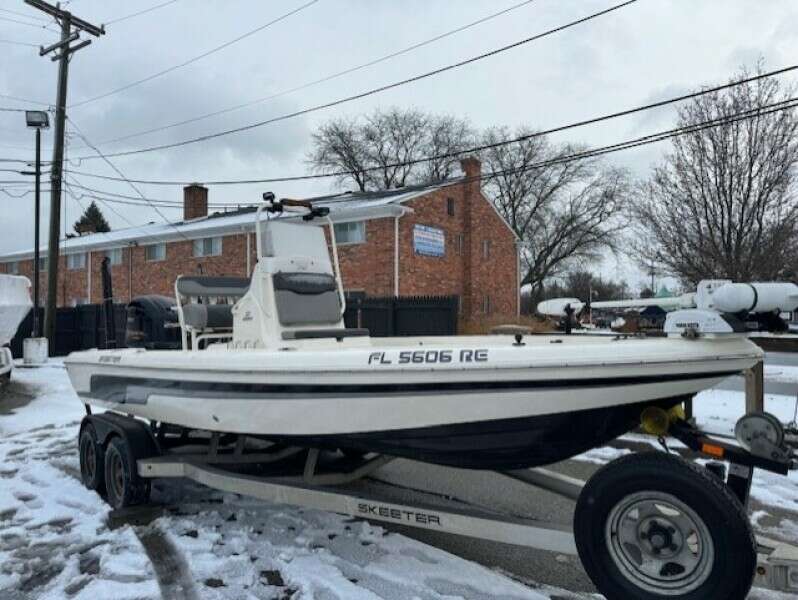22ft Skeeter Yacht For Sale