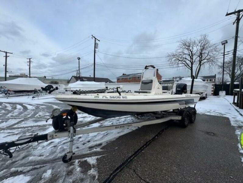 22' 2017 Skeeter ZX22