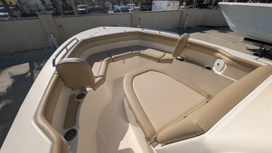 22' 2019 Scout 215xsf