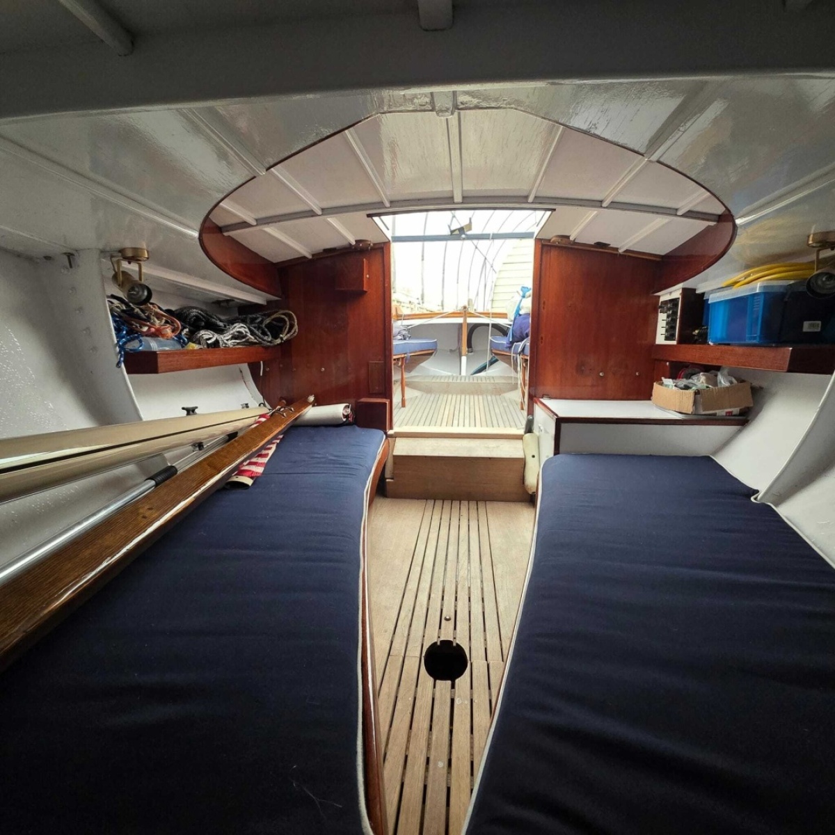 26' 1984 Herreshoff Alerion 26