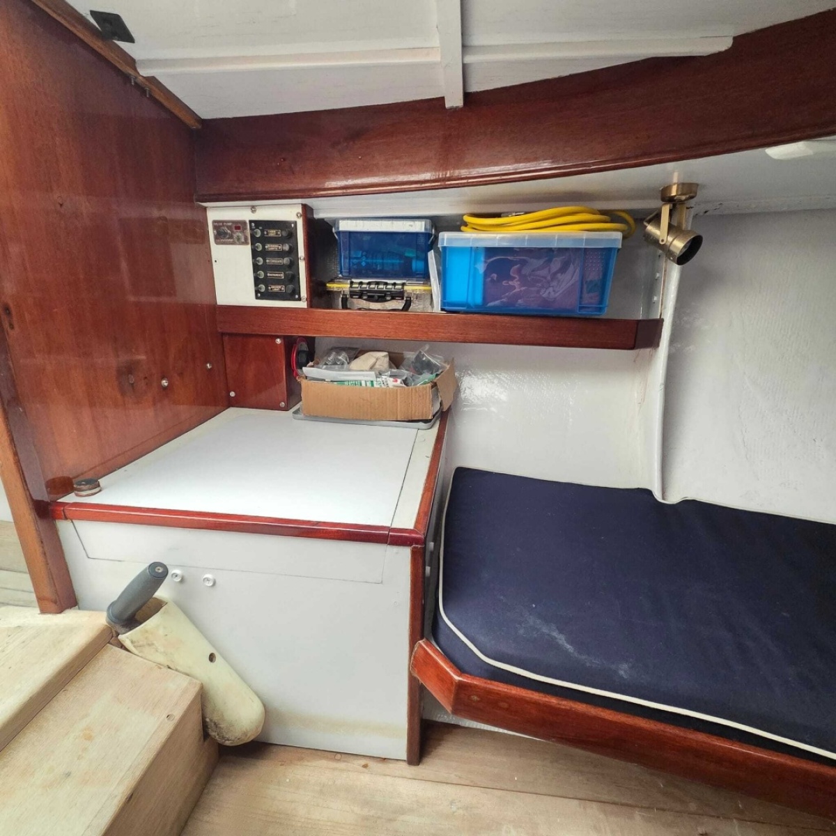 26' 1984 Herreshoff Alerion 26