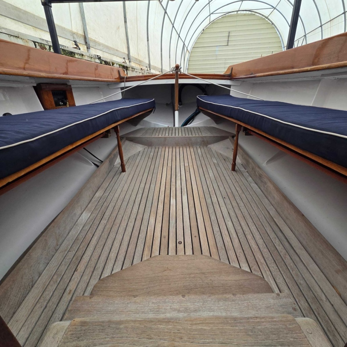 26' 1984 Herreshoff Alerion 26