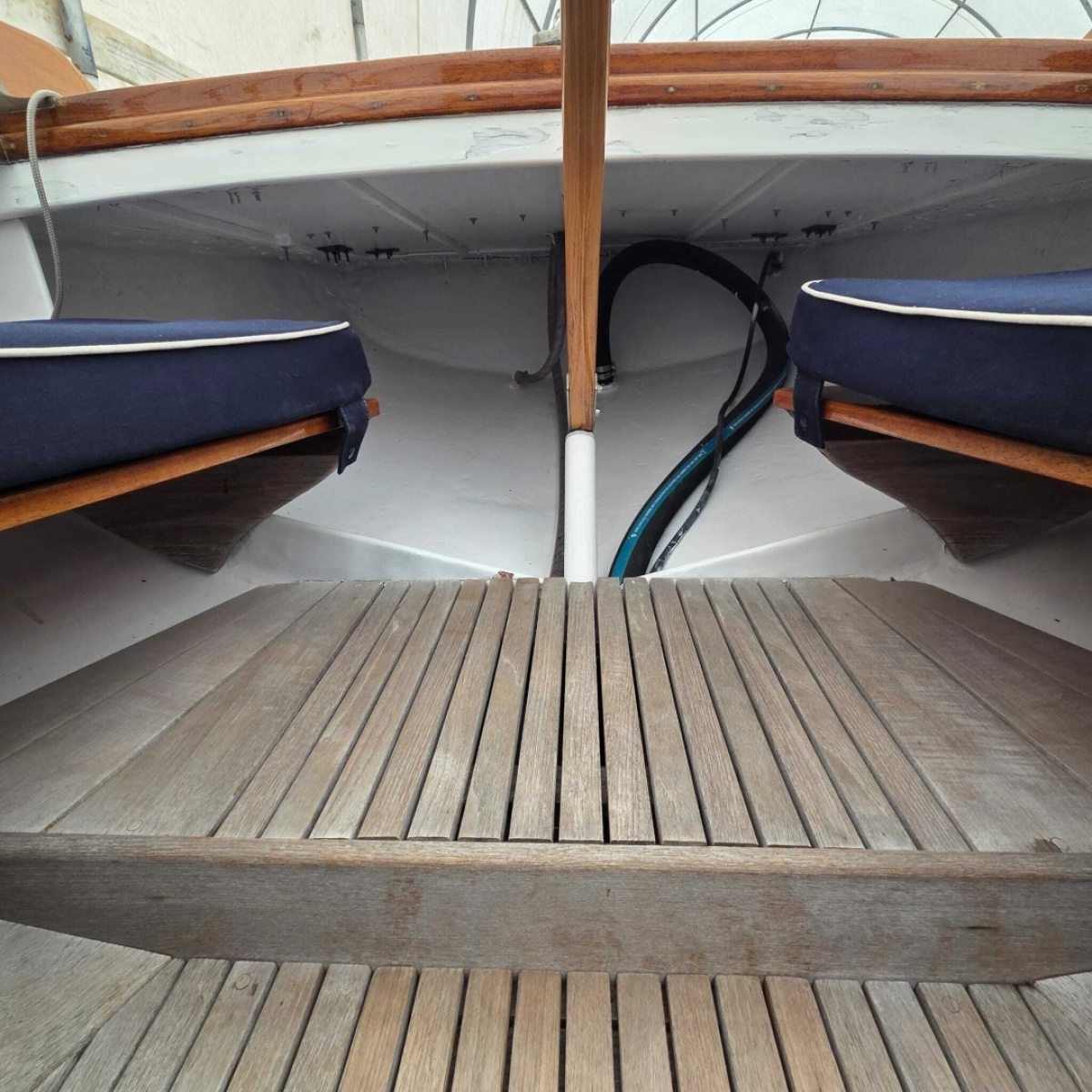 26' 1984 Herreshoff Alerion 26