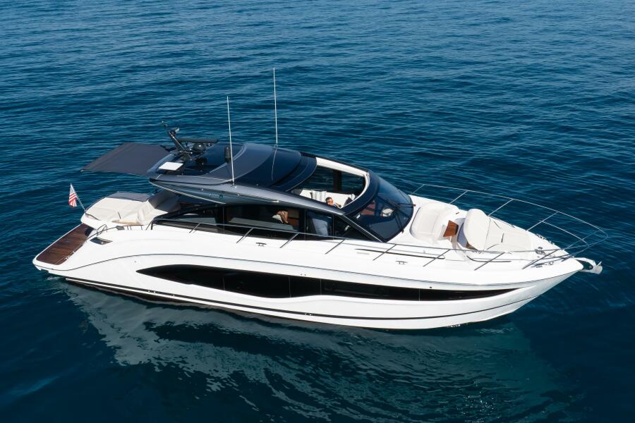 55' 2025 Princess V55
