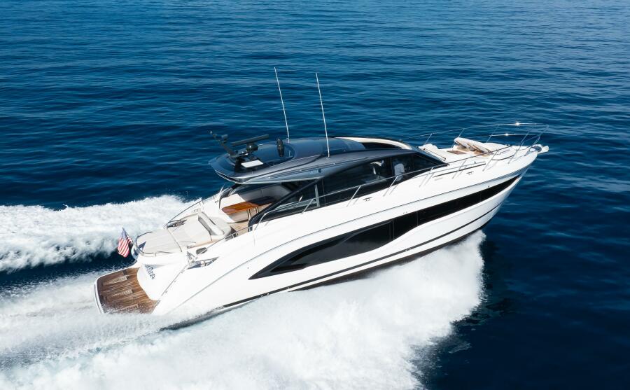 55' 2025 Princess V55