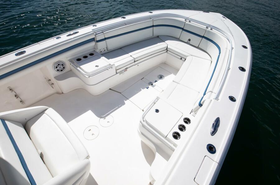 37' 2017 Intrepid 375 Open