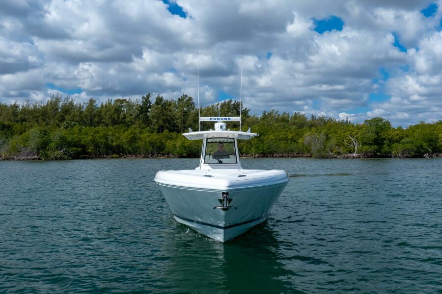 37' 2017 Intrepid 375 Open