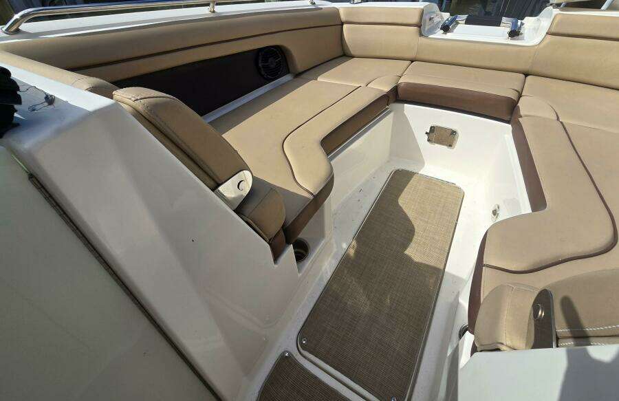 Cool Change 27ft Sea Ray Yacht For Sale