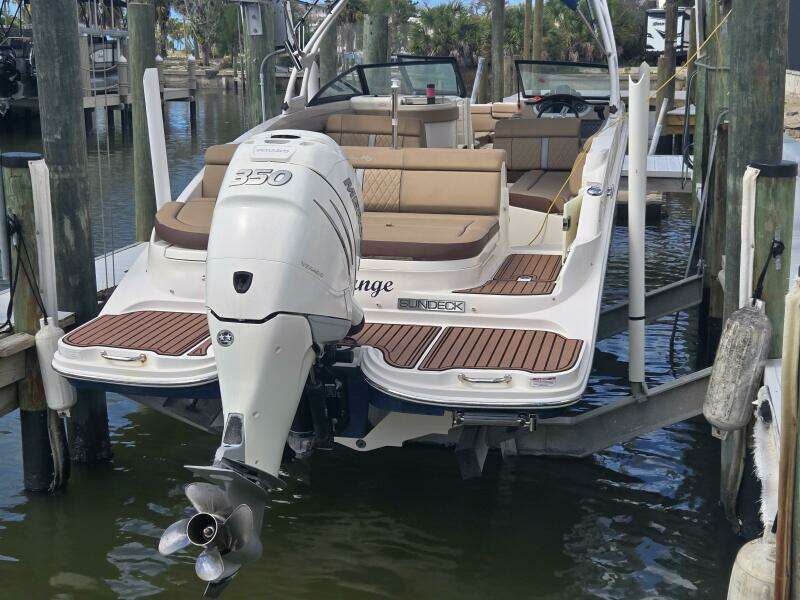 Cool Change 27ft Sea Ray Yacht For Sale