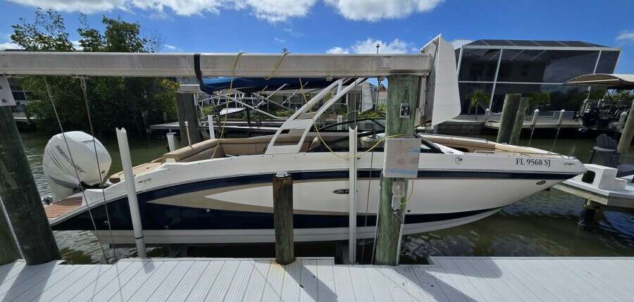 Cool Change 27ft Sea Ray Yacht For Sale