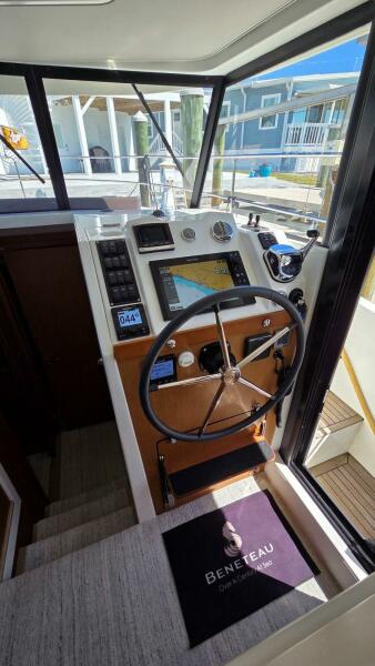 35' 2019 Beneteau Swift Trawler 35
