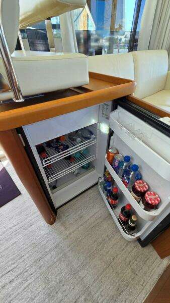 2019 Beneteau Swift Trawler 35