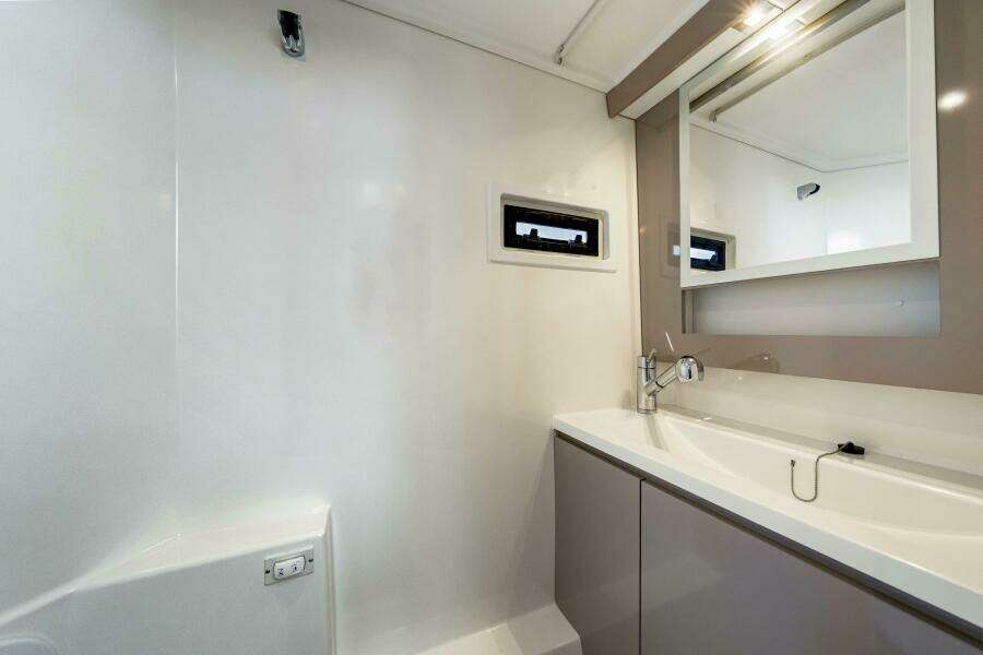 2021 Fountaine Pajot MY4.S