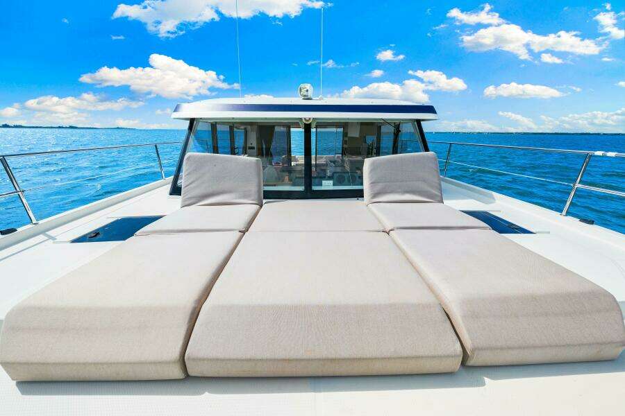 2021 Fountaine Pajot MY4.S - Foredeck