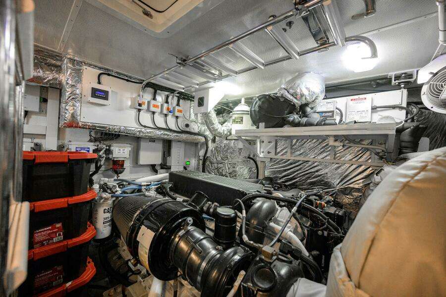 Princess 72 Joint Credit II - Engine Room