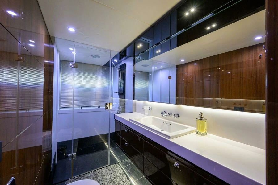 Princess 72 Joint Credit II - Interior Head